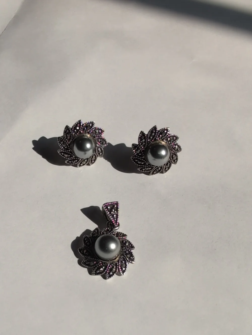 Sterling Silver Marcasite And Grey Pearl Pendant & Earrings Set